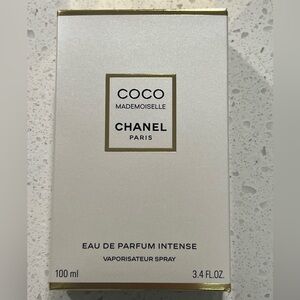 Empty Box (Chanel Coco Mademoiselle)